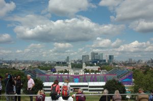 ロンドン五輪グリニッジ馬術会場全景。平坦なロンドン市内を一望出来る眺め。